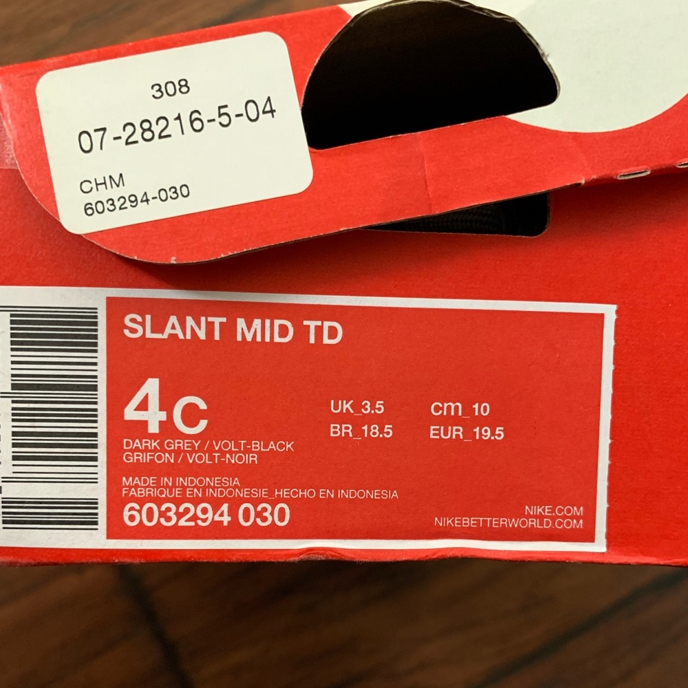Nike toddler shoes - Picture 4 of 4